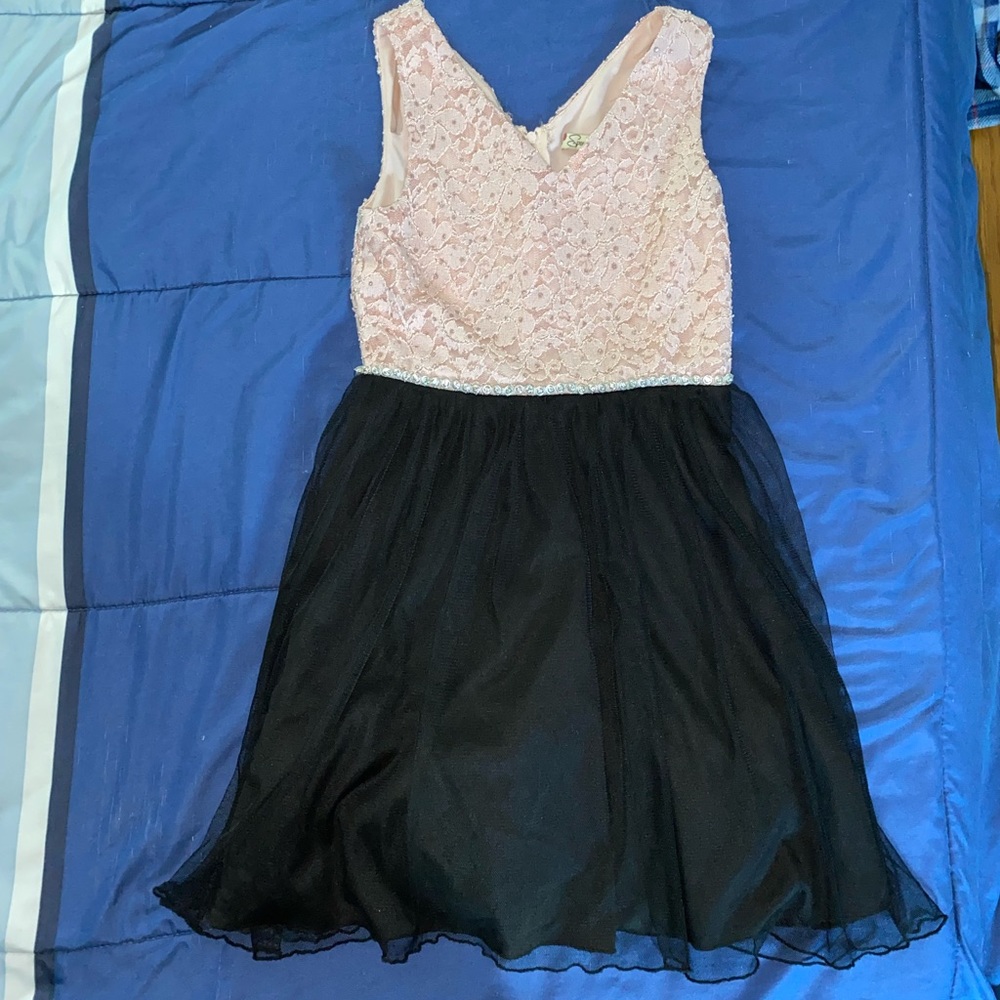 Girls 8 Black and Pink Glitter Lace Tulle Dress